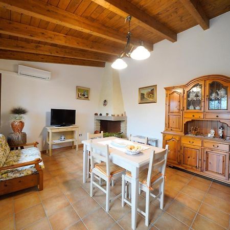 L'Oliveto Apartamento Nuxis Exterior foto