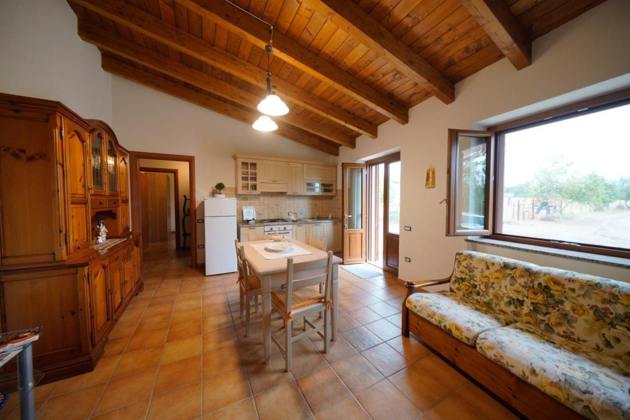 L'Oliveto Apartamento Nuxis Exterior foto